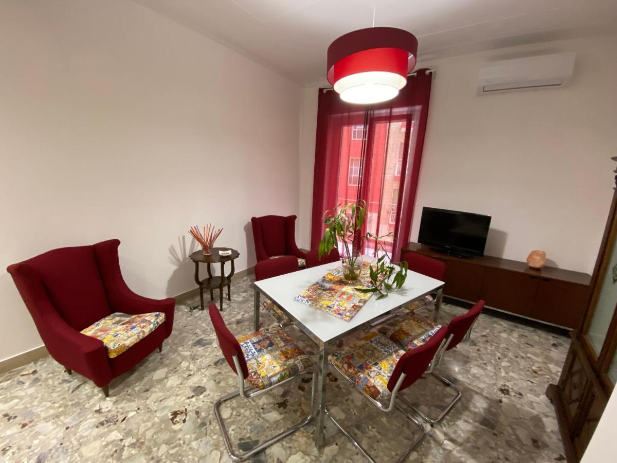 Cutapp Guest House คาตาเนีย ภายนอก รูปภาพ
