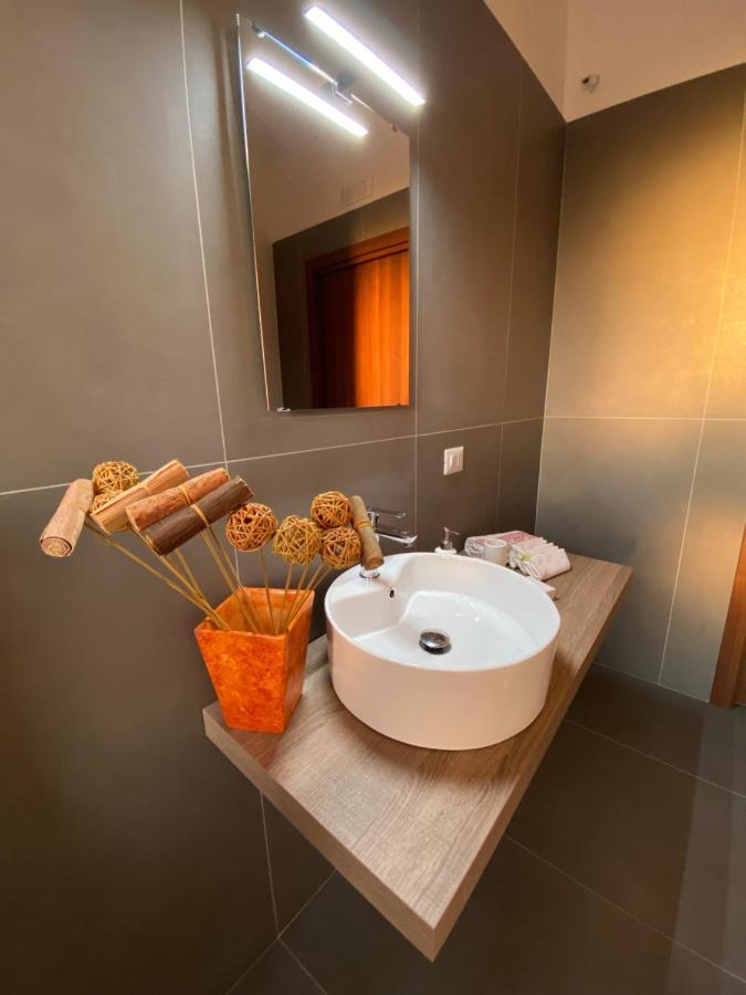 Cutapp Guest House คาตาเนีย ภายนอก รูปภาพ